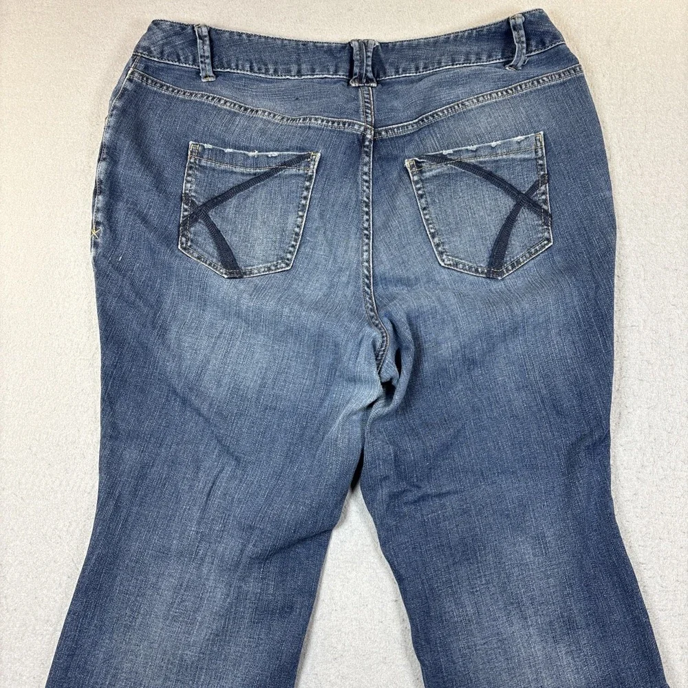 Lane Bryant Distinctly Boot Jeans Women's Plus 18P Blue Denim Streetwear‎